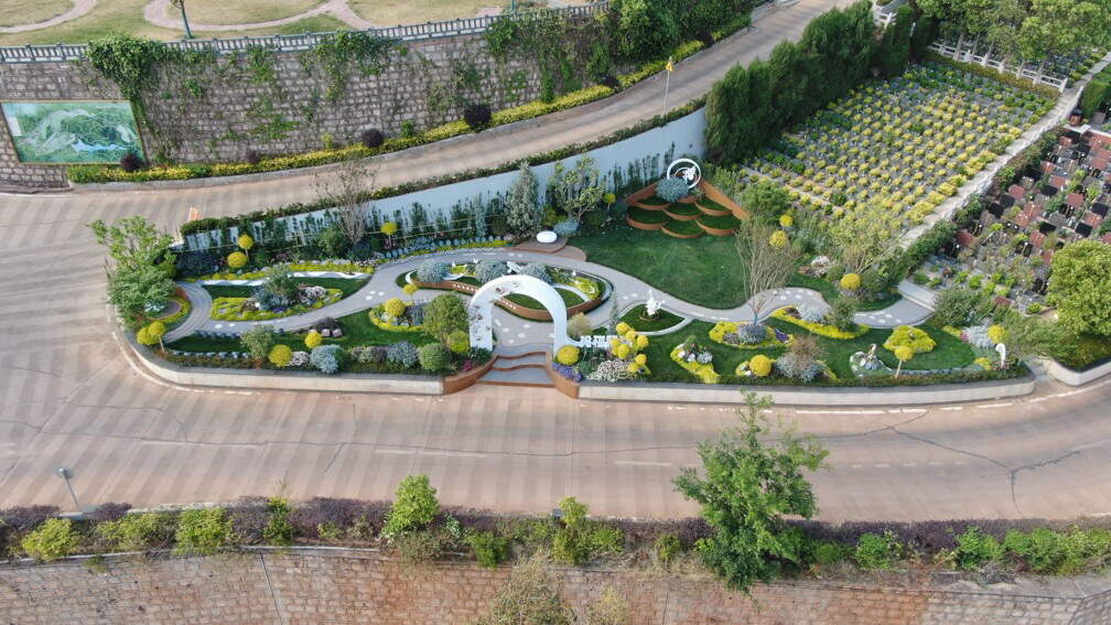 3 全园鸟瞰实景图（1）.jpg