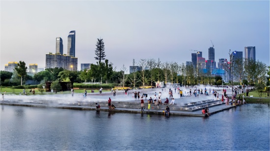 南京城市中央公園：南京河西城市生態(tài)公園